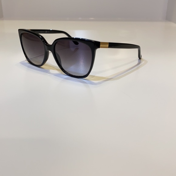 Gucci Sunglasses - Picture 2 of 6